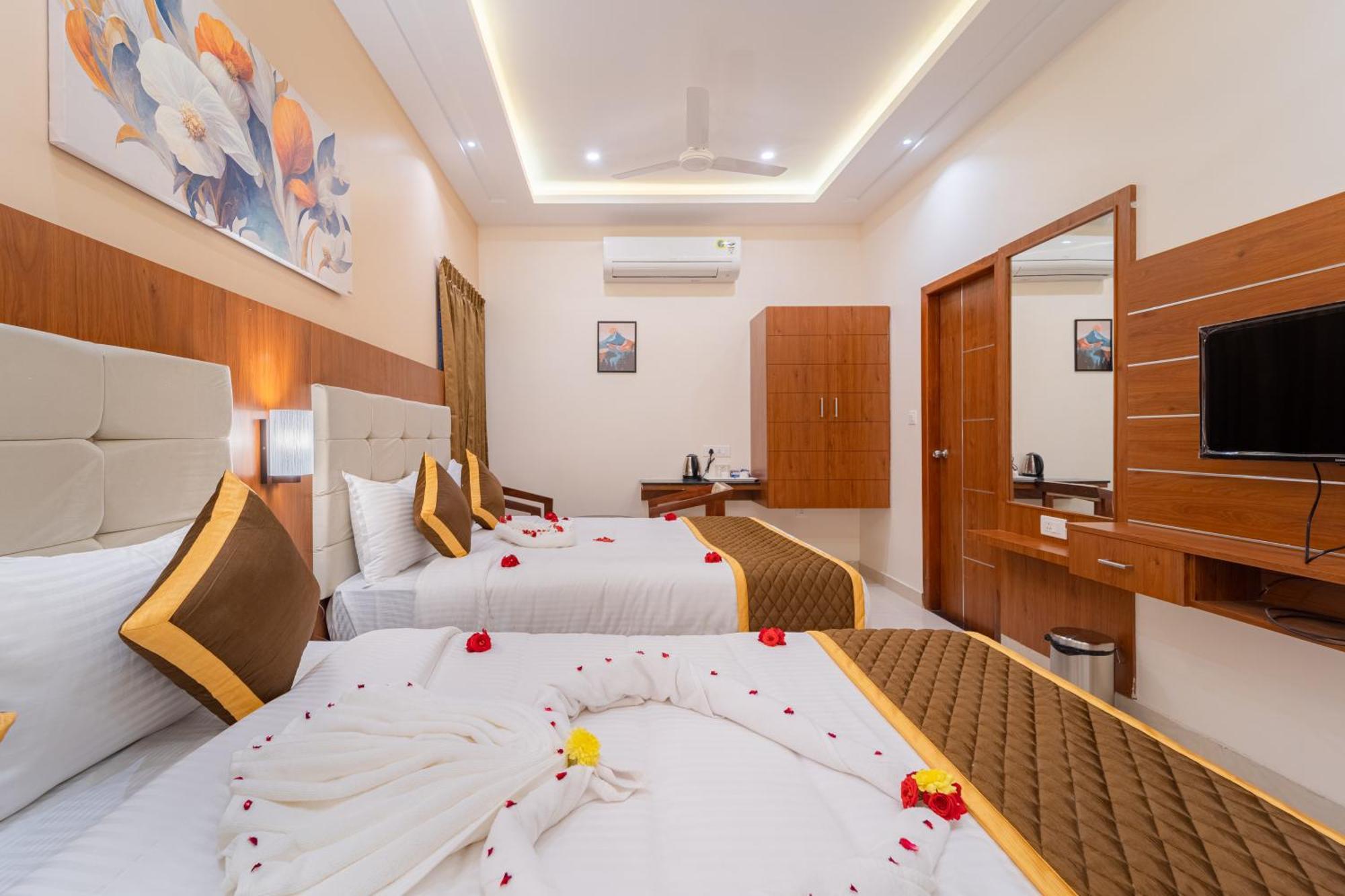 Welcome Grand Residency Pondicherry Exterior photo