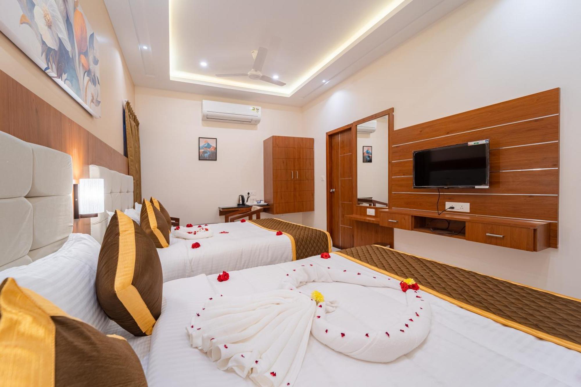 Welcome Grand Residency Pondicherry Exterior photo