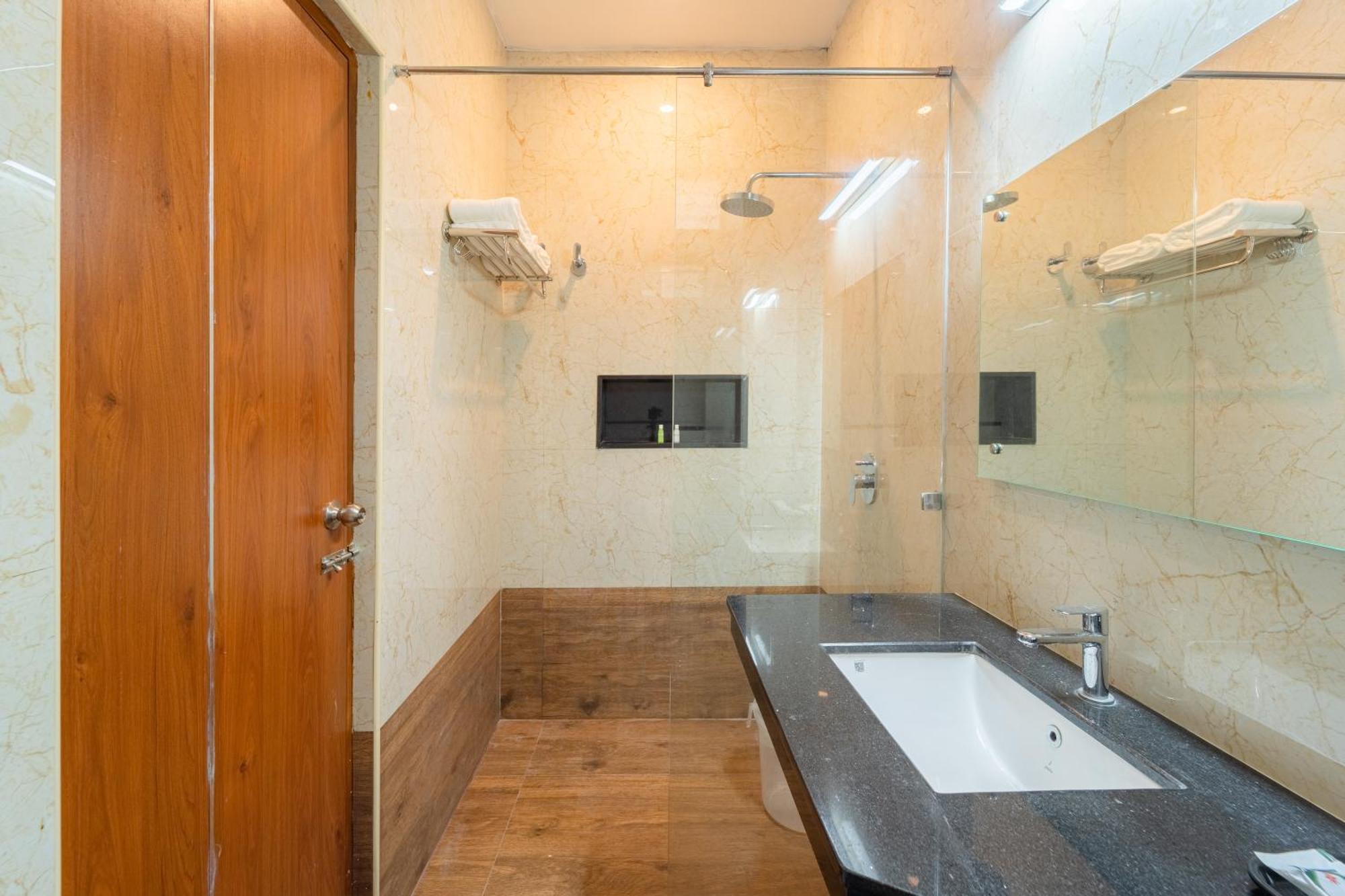 Welcome Grand Residency Pondicherry Exterior photo