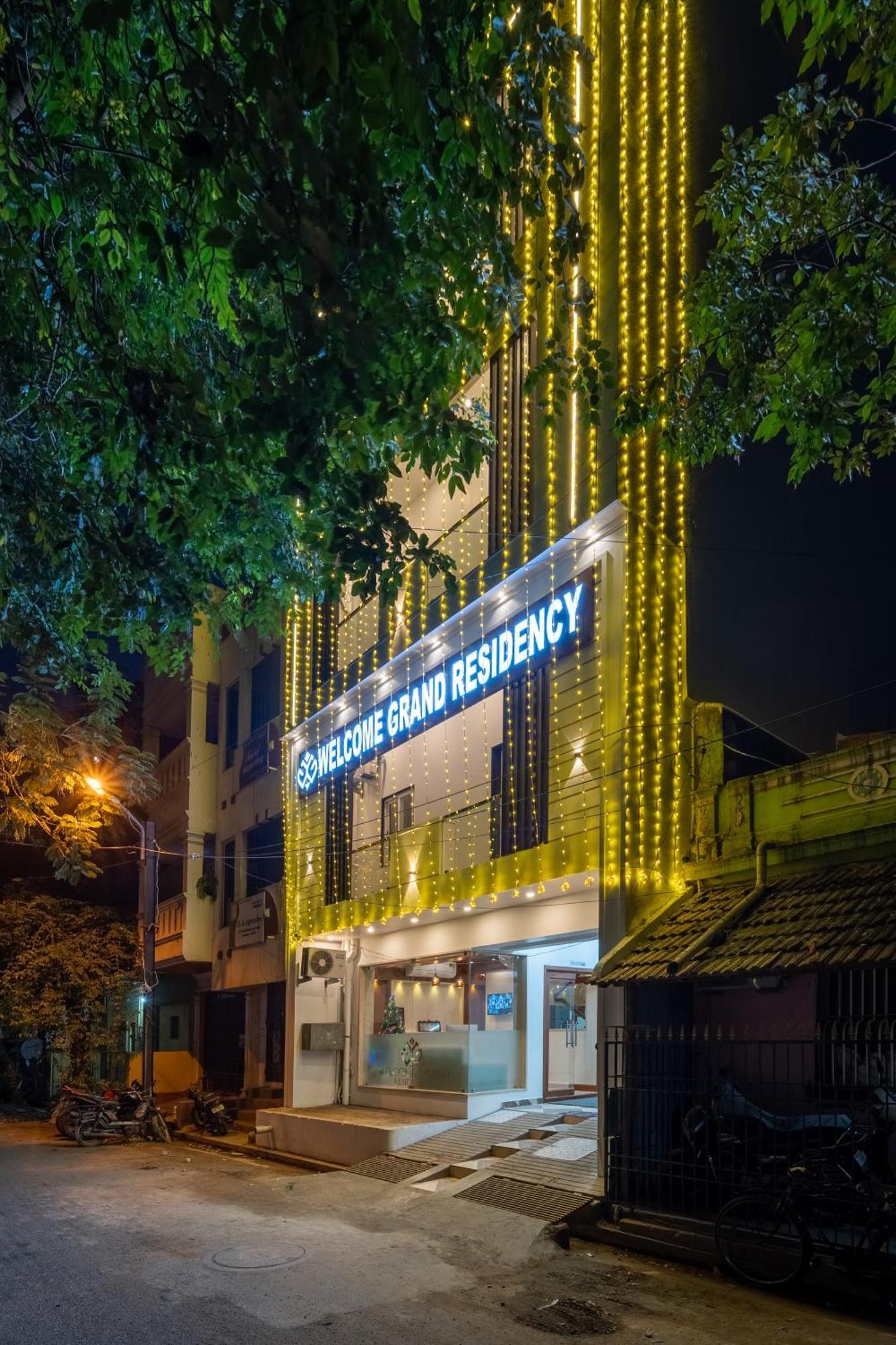 Welcome Grand Residency Pondicherry Exterior photo